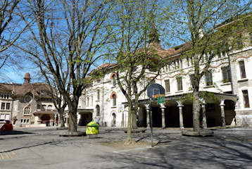 école Hugo de Senger, salle de rythmique
